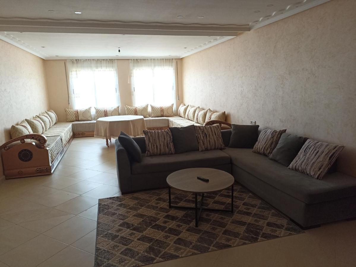 Appartement Familial Au Centre De Nador Ville Eksteriør bilde